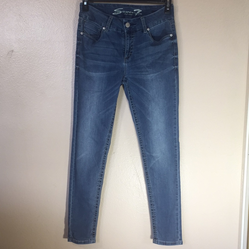 Seven7 skinny jeans